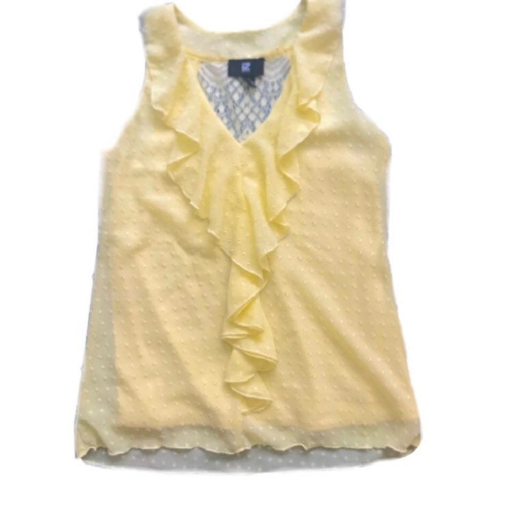 IZ Byer- 🌟Yellow Ruffled Blouse🌟 Size Small- Great for Work or Casual Wear
